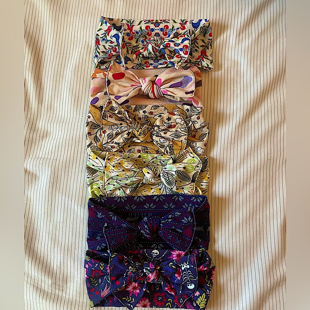 Excellent condition Baby Bling Bows